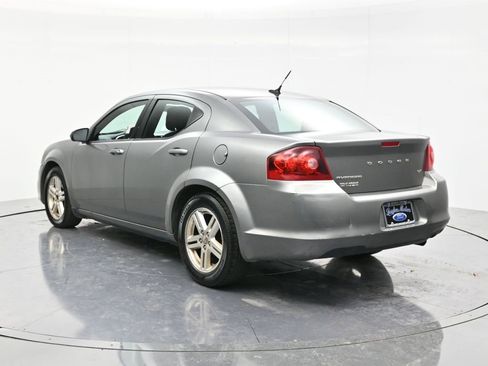Used 2012 Dodge Avenger SXT image 7