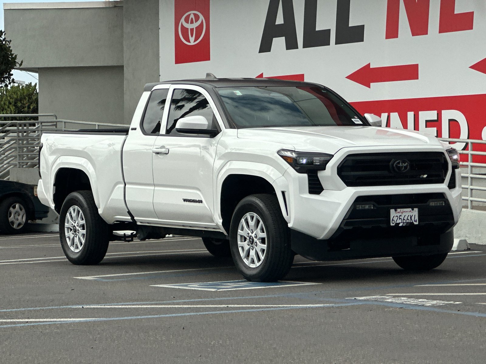 Used 2025 Toyota Tacoma SR5 RWD image 8