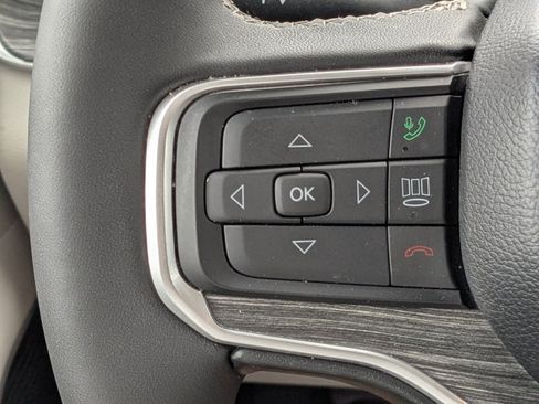 Used 2024 Jeep Wagoneer L Series II w/ Convenience Group I AWD/4WD image 30