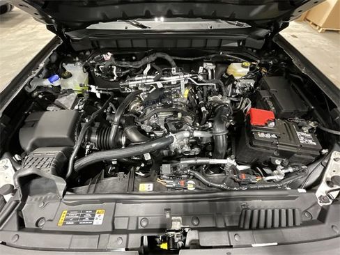 New 2025 Ford Bronco 4-Door image 21