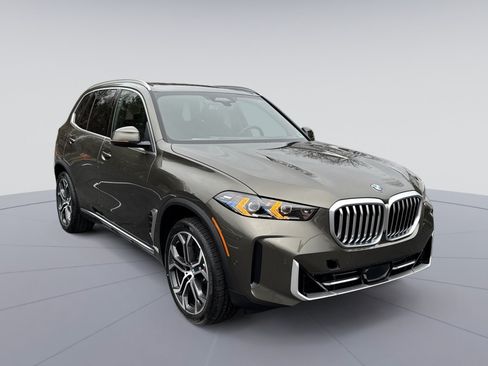 New 2026 BMW X5 xDrive40i AWD/4WD image 1