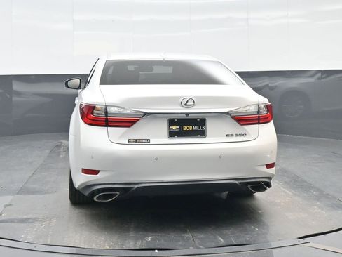 Used 2016 Lexus ES 350 w/ Premium Package w/Wood Trim image 5