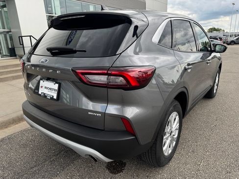 Certified 2024 Ford Escape Active AWD/4WD image 39