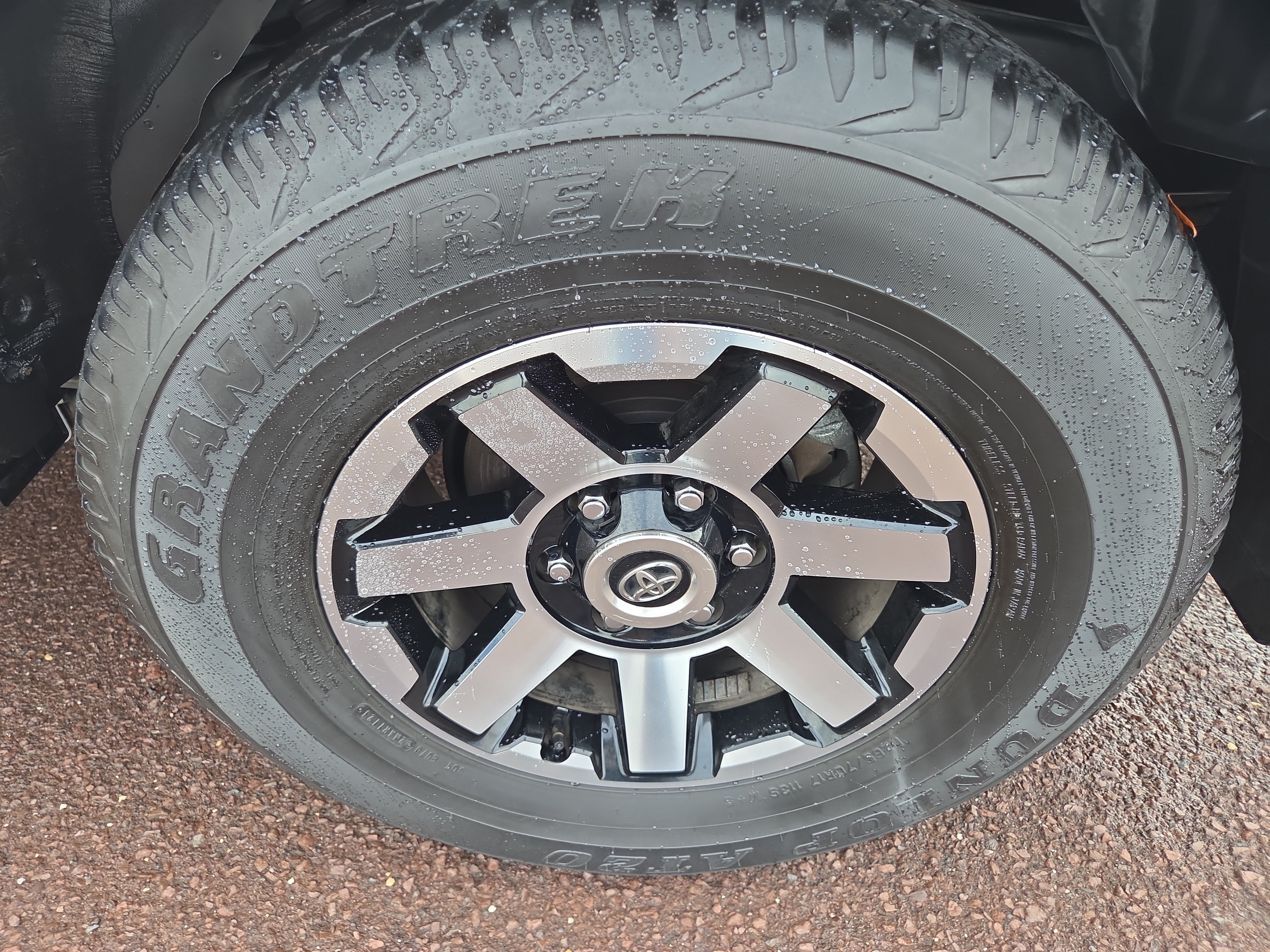 Certified 2024 Toyota 4Runner TRD Off-Road Premium AWD/4WD image 11