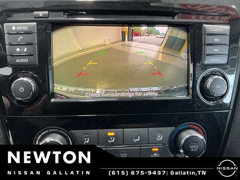 Used 2020 Nissan Rogue Sport S FWD image 7