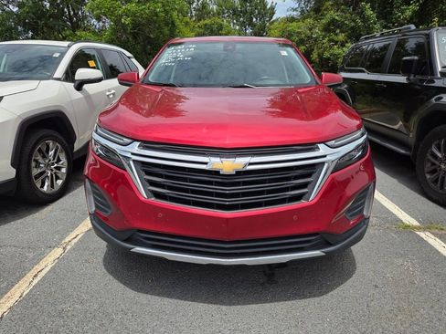 Used 2023 Chevrolet Equinox LT FWD image 2