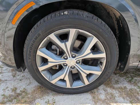 Used 2022 Hyundai Palisade Limited FWD image 12