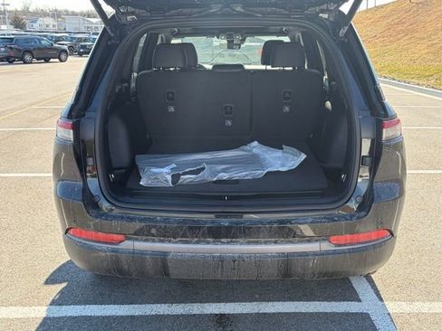 New 2026 Jeep Grand Cherokee Limited image 7