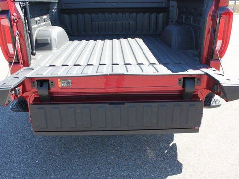 Used 2024 GMC Sierra 1500 Denali AWD/4WD image 25