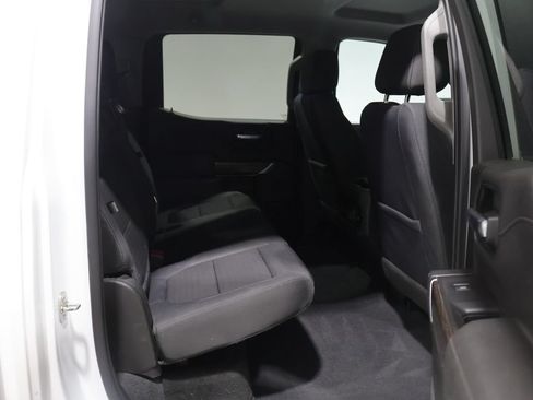 Used 2019 Chevrolet Silverado 1500 LT Trail Boss AWD/4WD image 20