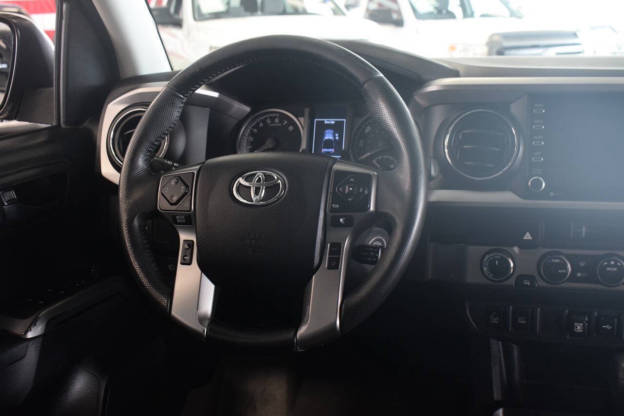 Used 2021 Toyota Tacoma SR5 w/ Technology Package AWD/4WD image 23