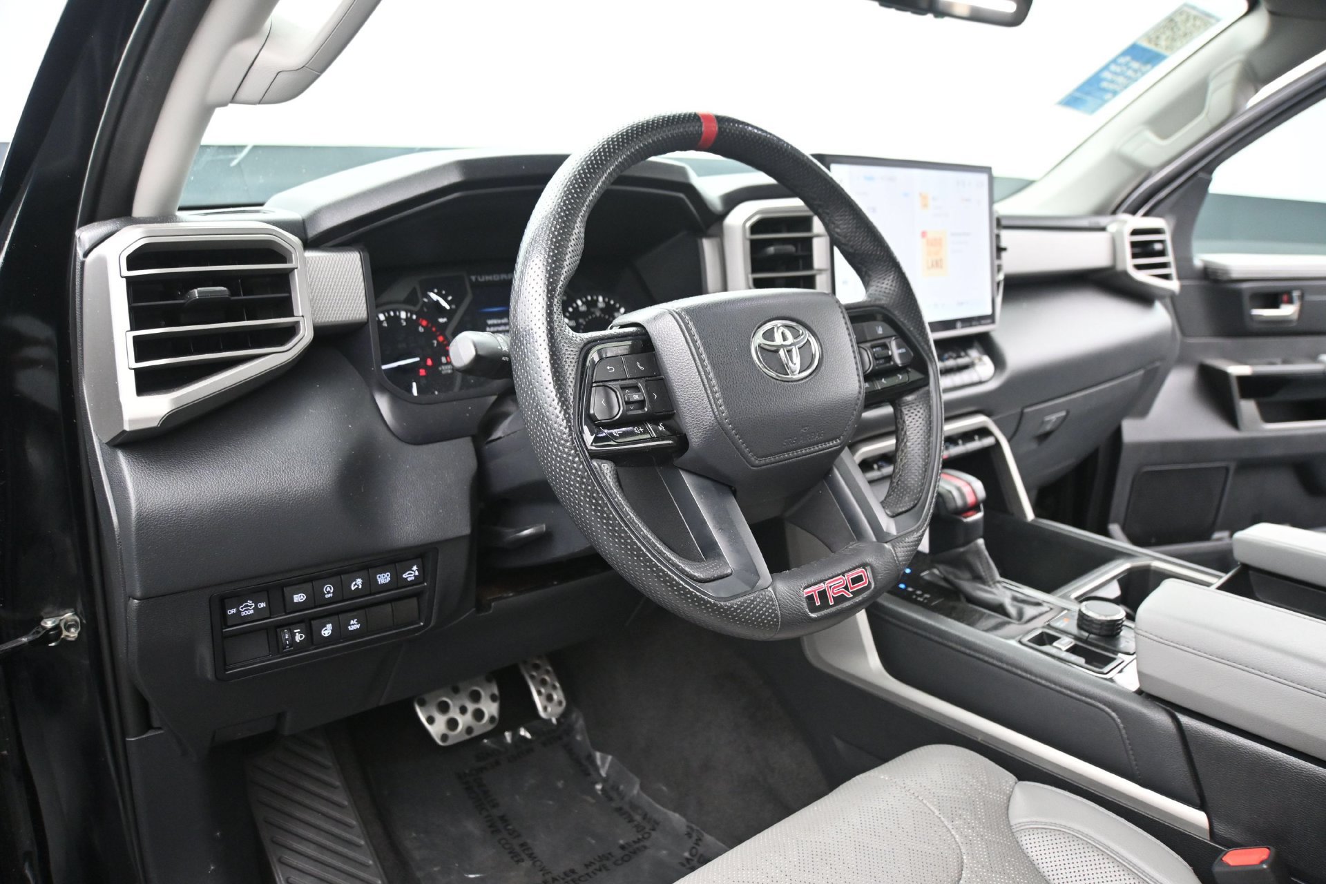 Used 2022 Toyota Tundra Limited AWD/4WD image 22