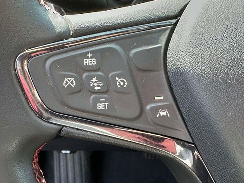 Certified 2023 Chevrolet Equinox RS FWD image 24