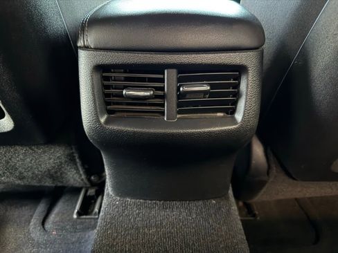 Used 2021 Dodge Challenger GT w/ Driver Convenience Group image 12