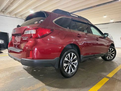 Used 2017 Subaru Outback 2.5i Limited AWD/4WD image 4