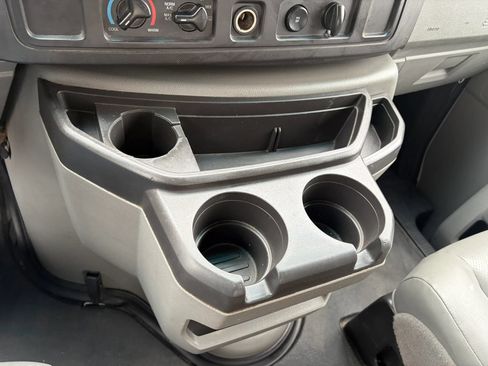 Used 2011 Ford E-250 and Econoline 250 w/ PWR Group RWD image 35