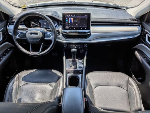 Used 2022 Jeep Compass Limited AWD/4WD image 19