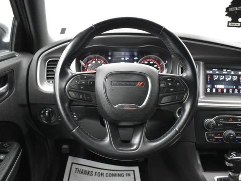 Used 2022 Dodge Charger SXT image 19