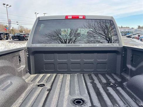 New 2026 RAM 2500 Big Horn AWD/4WD image 4