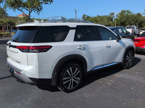 Used 2025 Nissan Pathfinder Platinum w/ Cargo Package FWD image 3