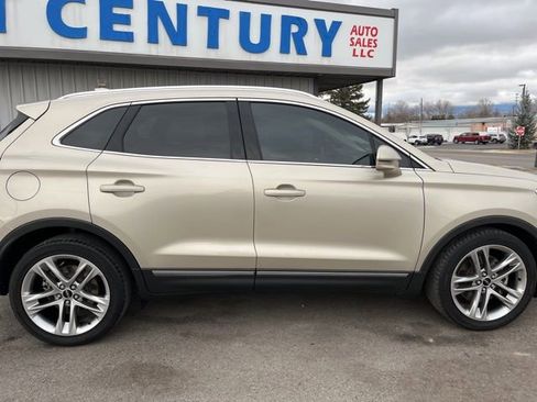 Used 2017 Lincoln MKC Reserve image 13