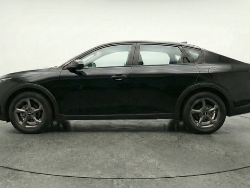 Used 2025 Kia K4 FWD image 5