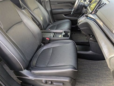 Used 2023 Honda Odyssey Elite image 23