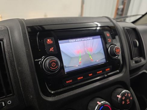 Used 2021 RAM ProMaster 2500 w/ Convenience Group image 23