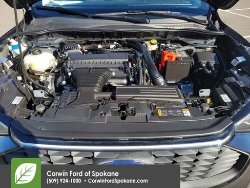 Used 2025 Ford Escape Platinum image 37