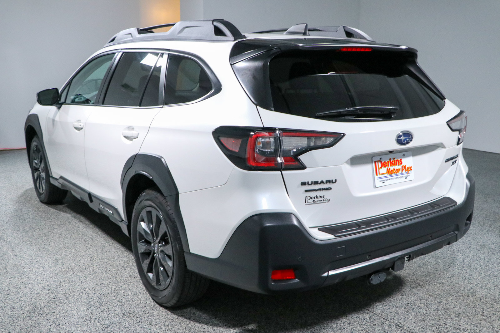 Used 2024 Subaru Outback Onyx Edition XT AWD/4WD image 9