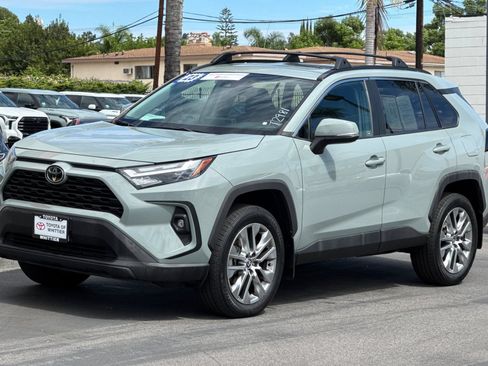 Used 2023 Toyota RAV4 XLE Premium FWD image 9