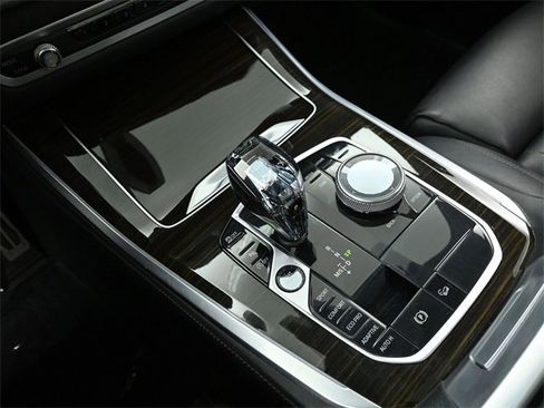 Used 2019 BMW X5 xDrive40i w/ M Sport Package image 41