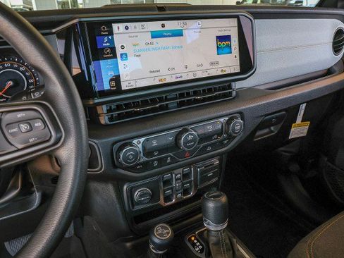 New 2026 Jeep Gladiator Sport image 13