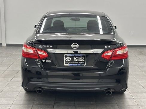 Used 2016 Nissan Altima 2.5 SR image 3