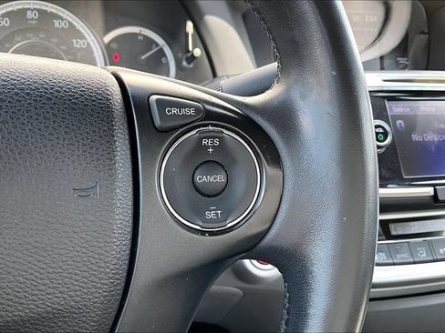 Used 2015 Honda Accord EX-L image 24