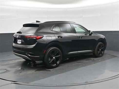 Used 2021 Buick Envision Essence w/ Technology Package I image 4