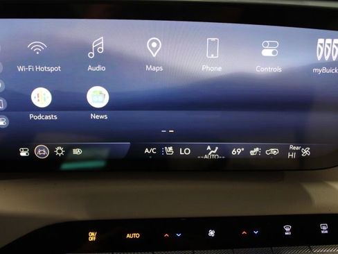 Used 2025 Buick Enclave Avenir w/ Super Cruise Package image 52