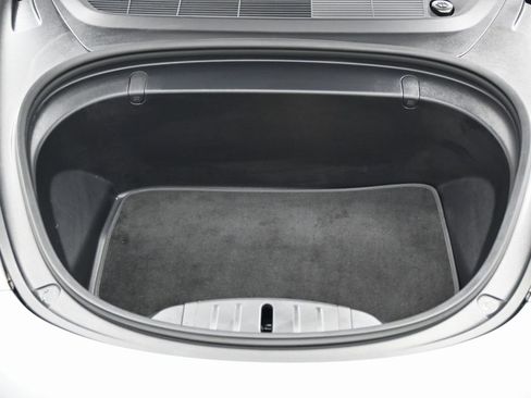 Used 2018 Tesla Model 3 Long Range image 43