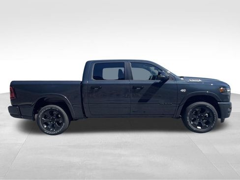 New 2026 RAM 1500 4x4 Crew Cab image 4