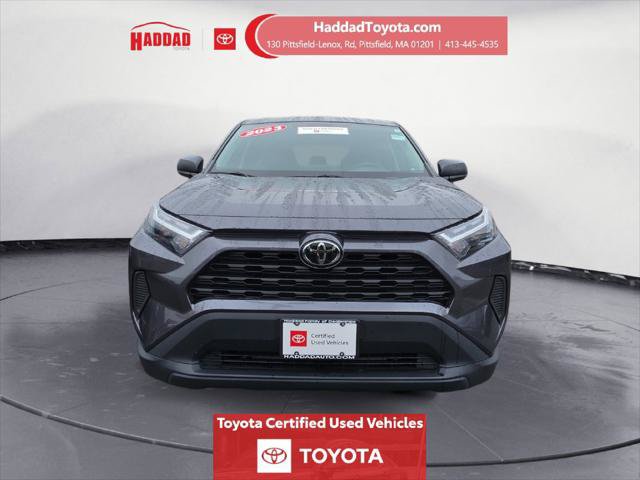 Certified 2023 Toyota RAV4 LE AWD/4WD image 9