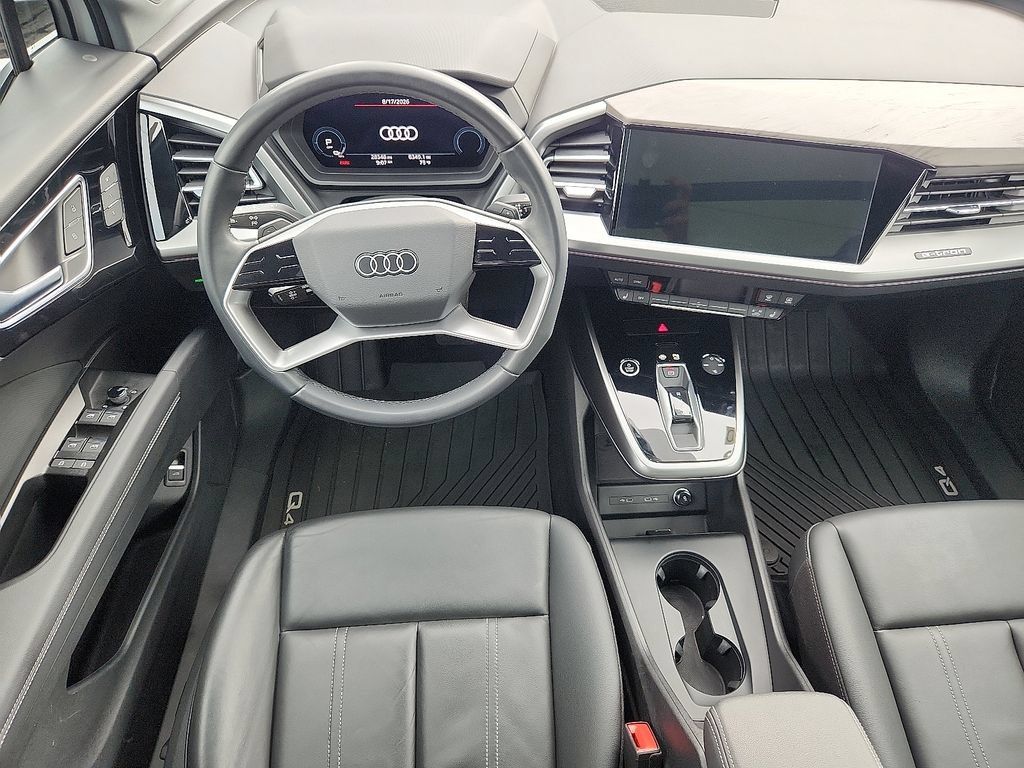 Used 2023 Audi Q4 e-tron Premium Plus w/ Premium Plus AWD/4WD image 4