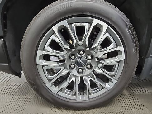 Used 2023 GMC Sierra 1500 Denali Ultimate image 45