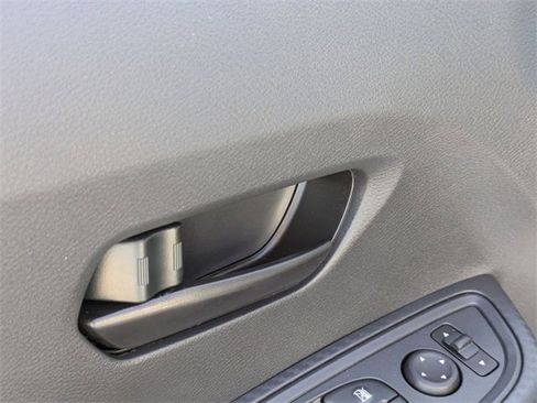 New 2025 Nissan Versa S w/ Trunk Package image 13