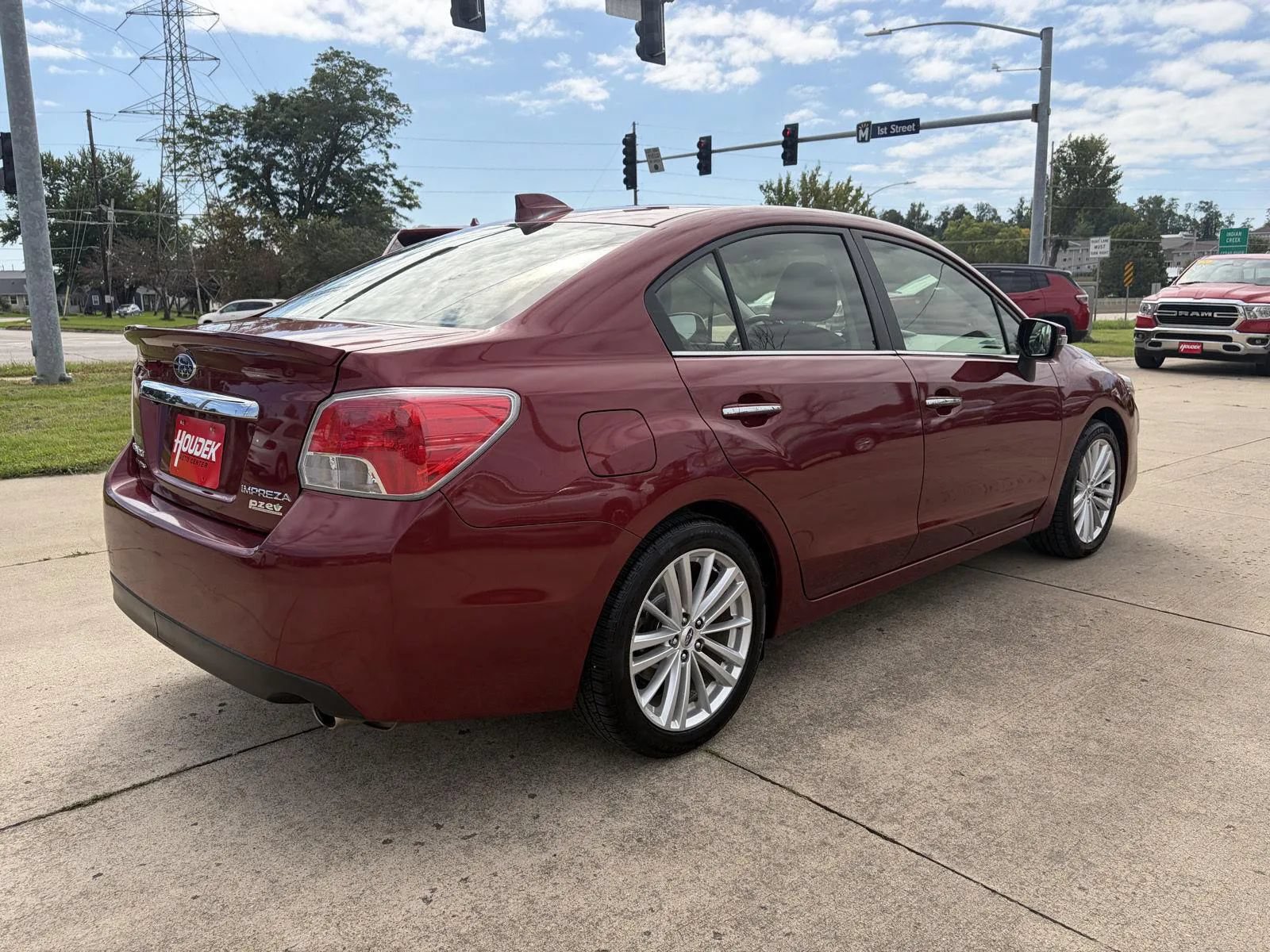 Used 2016 Subaru Impreza 2.0i Limited AWD/4WD image 8