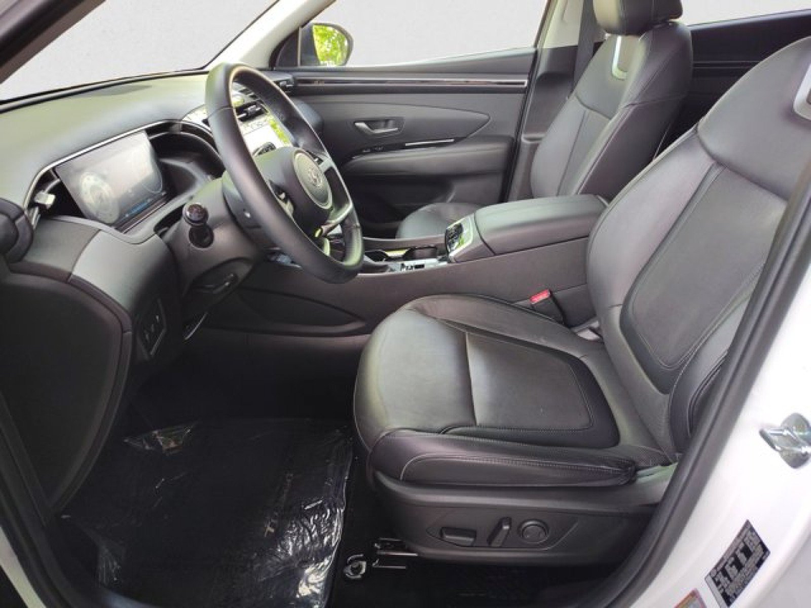 Used 2022 Hyundai Tucson SEL w/ Convenience + Premium Package AWD/4WD image 10