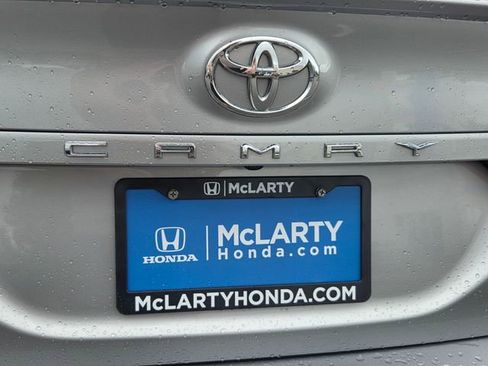 Used 2024 Toyota Camry SE FWD image 14