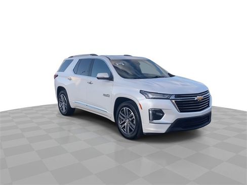 Certified 2022 Chevrolet Traverse High Country image 2