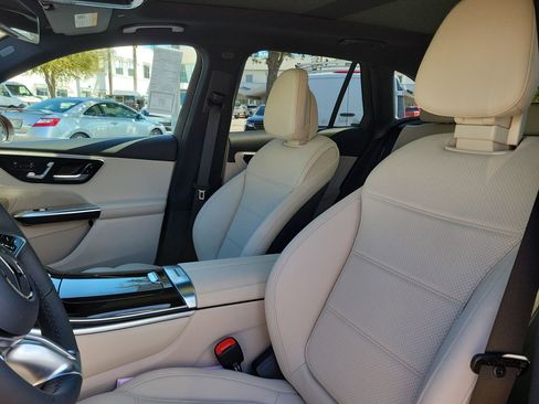 New 2026 Mercedes-Benz GLC 300 image 20