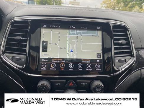 Used 2021 Jeep Grand Cherokee Overland AWD/4WD image 20