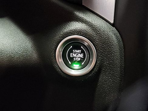 Used 2019 GMC Sierra 1500 SLT AWD/4WD image 41